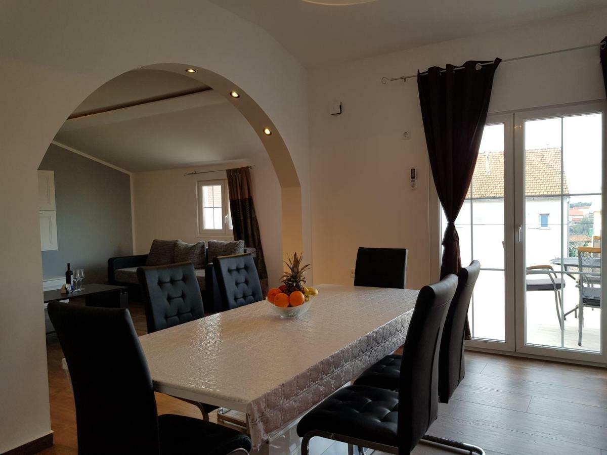 Apartment Jopa 시베니크 외부 사진